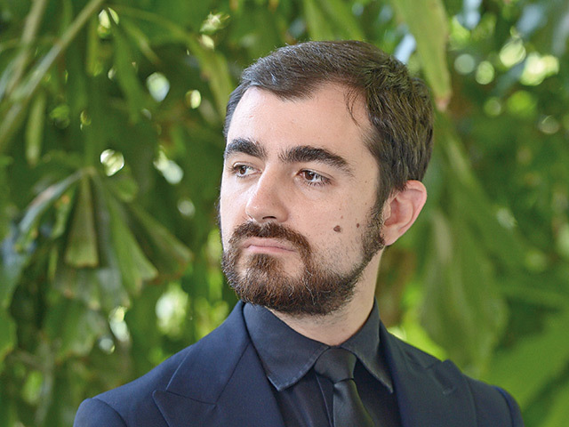 Ministrul Economiei demite administratorii de la trei companii de stat, cu salarii de până la 16.000 lei. Claudiu Năsui: Nu făceau absolut nimic. Ei ar fi trebuit să pregătească aceste companii pentru privatizare. În realitate, statul român nu a mai privatizat nimic de peste un deceniu