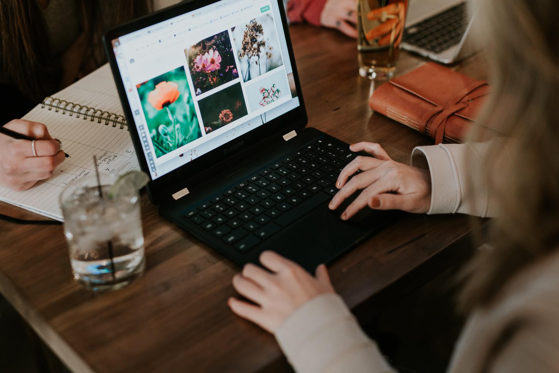 Tot ce trebuie să știți despre laptopurile 2-în-1 (P)
