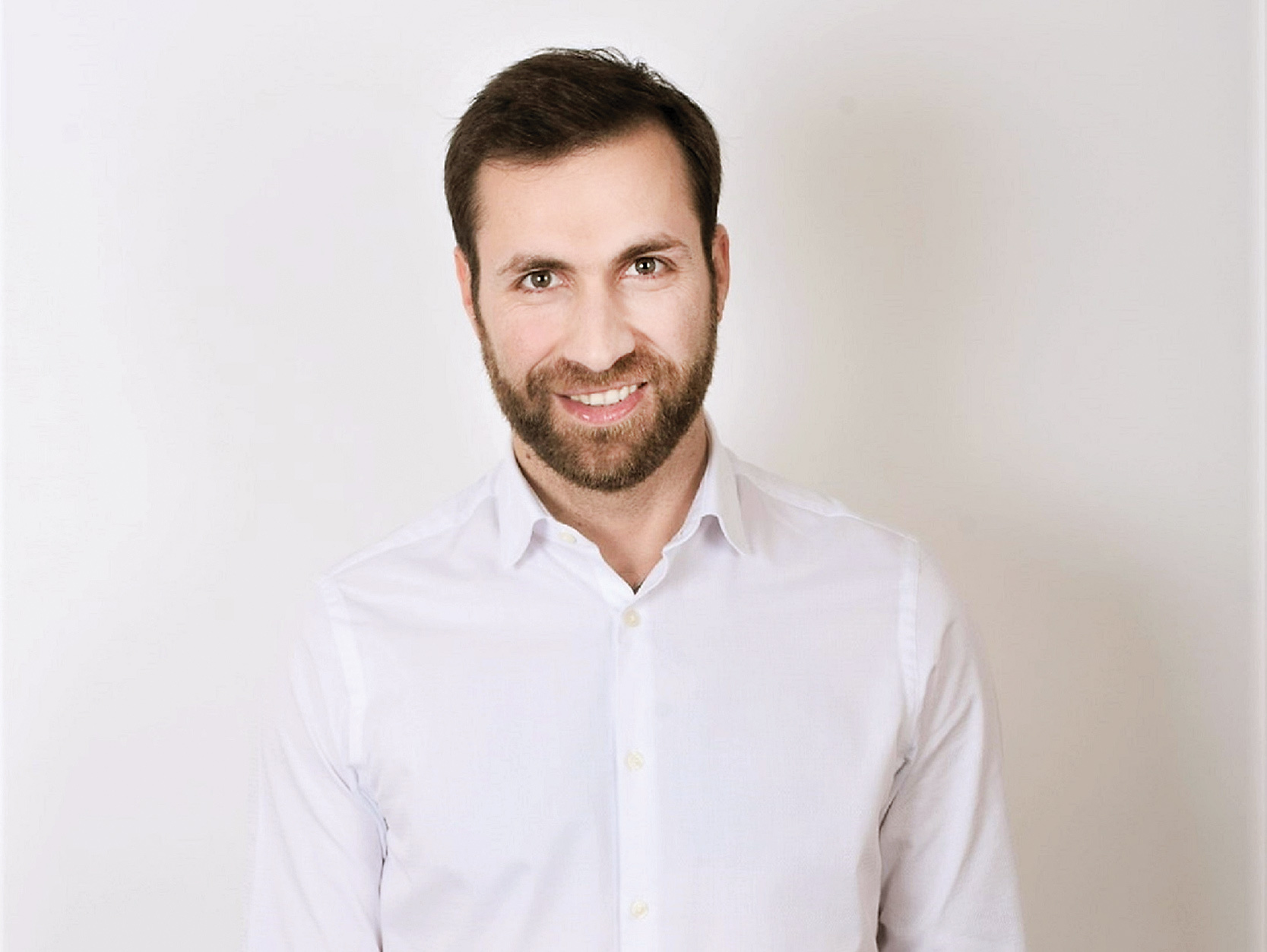Ionuț Sabadac: Cred că jobul ideal este cel care nu ți se pare un job, un loc unde mergi cu plăcere și mai ești și răsplătit pentru asta
