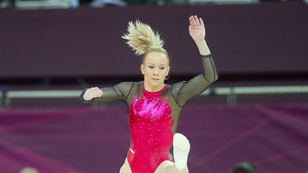 Fosta gimnastă Sandra Izbașa cere să i se retragă titlul de cetățean de onoare al orașului Bușteni: „Mă dezonorează”