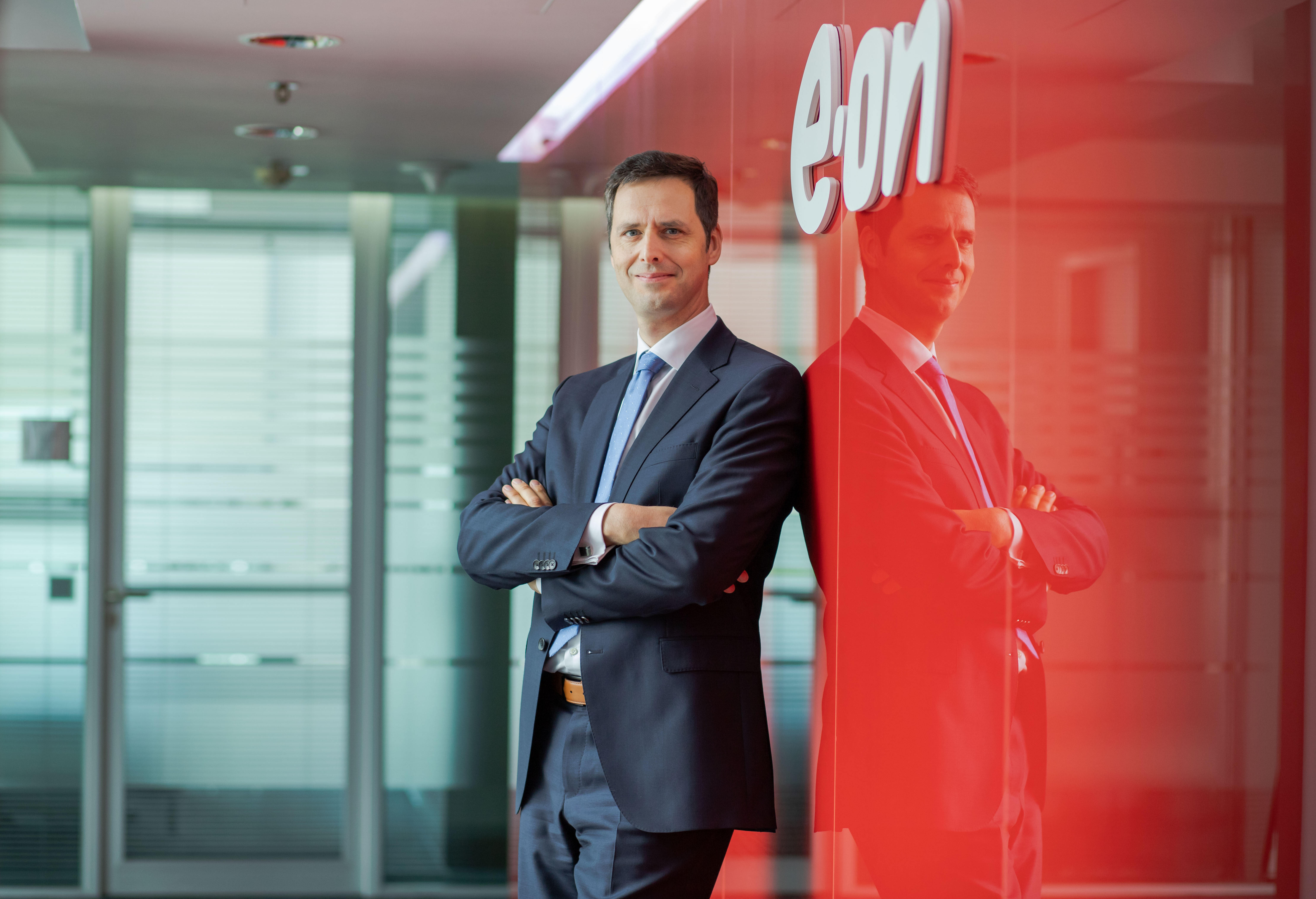 Volker Raffel a preluat poziția de CEO al E.ON România, iar Dragoș Bărbulescu conducerea Delgaz Grid, companie membră a grupului german