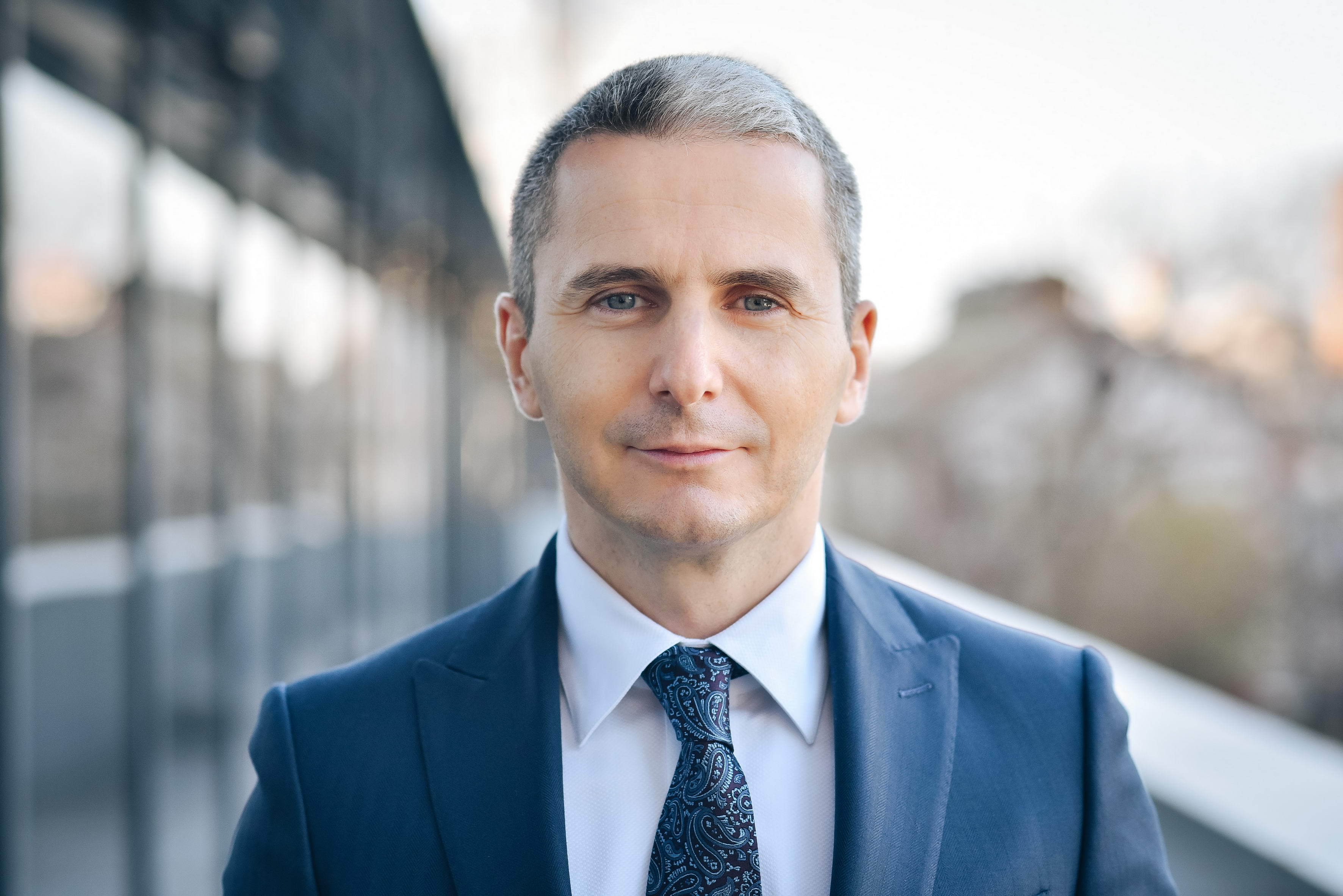 Deloitte: educația, nivelul de corupție și protecția mediului sunt principalele motive de îngrijorare pentru românii din generațiile Millennials și Z