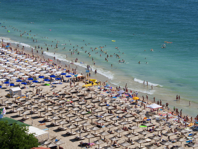 Turiștii români au salvat litoralul bulgăresc. România se află pe primul loc la numărul vizitatorilor străini în Bulgaria vara aceasta