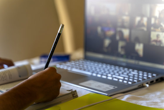 Ce școli trec în online? Iată cum se va învăța în fiecare localitate din țară săptămâna viitoare/ Incidența COVID-19