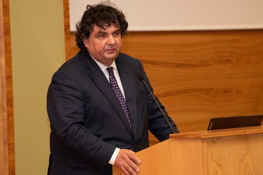 Universitatea Politehnica Timișoara a câștigat două proiecte cu finanțare europeană de aproape 5 mil. euro: „Studenții pot primi de la 40.000 euro până la 200.000 euro pentru a-și înființa start-up-uri, în funcție de numărul de angajați”