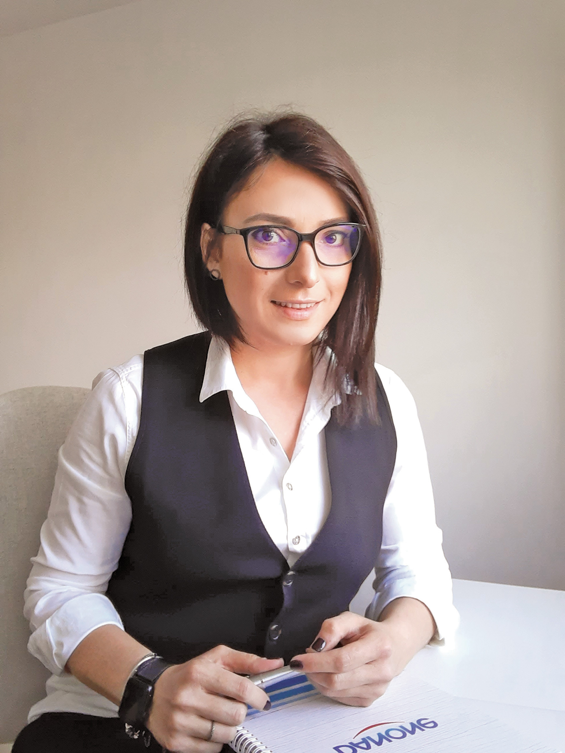Irina Cenușă, Danone: Cred că jobul ideal este acela care te face fericit; acel job în care simți că ai contribuit, că ți-ai lăsat amprenta în business și în viața oamenilor din jurul tău, că apreciezi și că ești apreciat