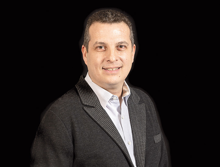 Afaceri de la zero. Leonard Georgescu a ajuns la afaceri de 1 milion de euro cu Esho, o firmă care furnizează soluții la cheie pentru locuințe, de la producția de mobilă până la ultimele finisaje