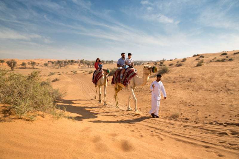 O nouă destinație din Emiratele Arabe Unite devine populară printre români. Are munți, zeci de kilometri de plajă și cea mai lungă tiroliană din lume