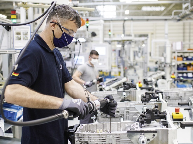 Un nou șoc: Materialul care a crescut cu 300% "peste noapte" și amenință economia globală