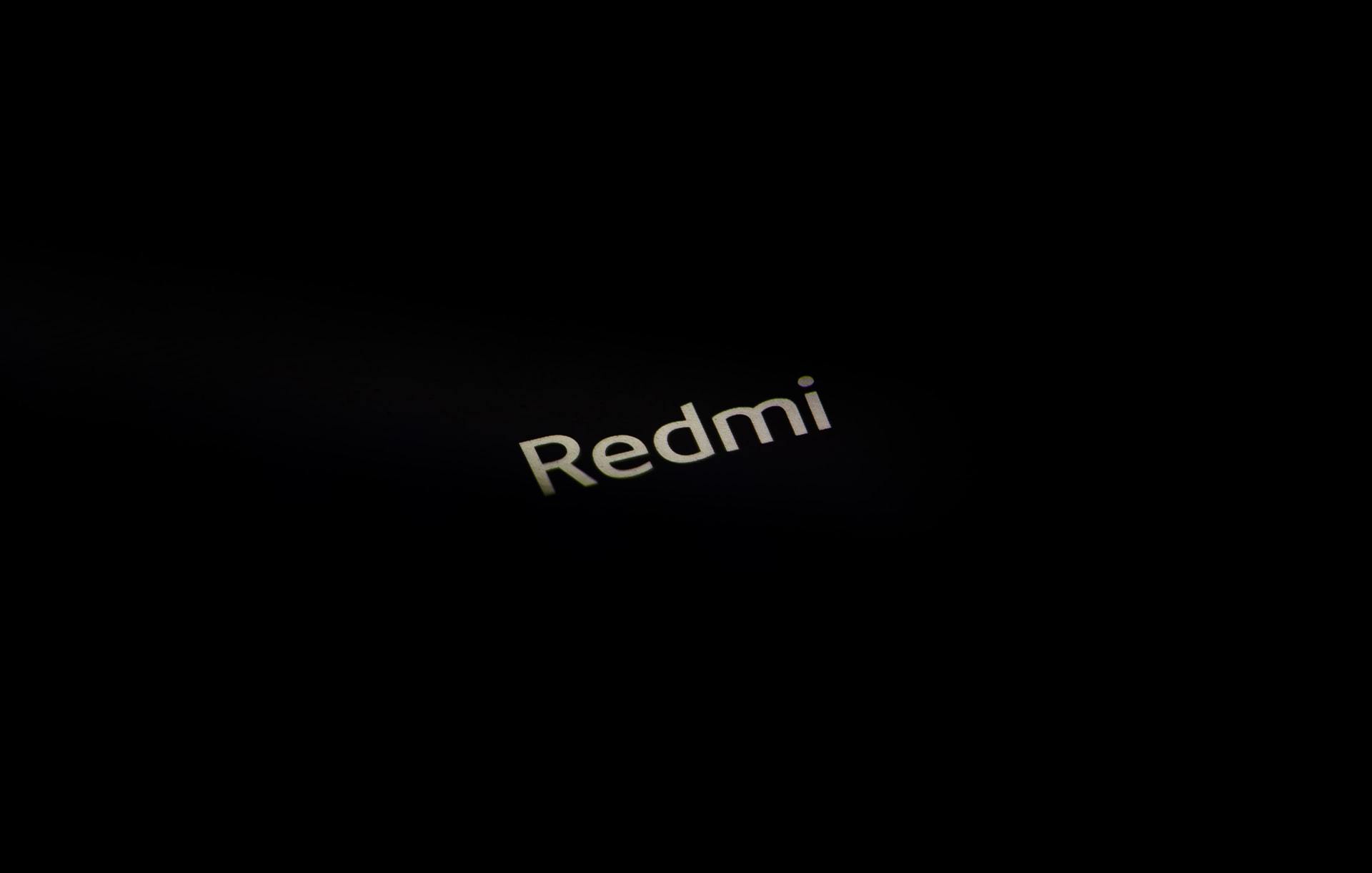(P) Xiaomi Redmi Note 10 și Xiaomi Redmi Note 8 (2021) au cam același preț. Care merită achiziționat?