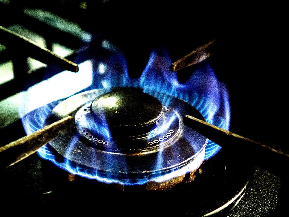 Fluxul de gaze rusești către Germania prin conducta Yamal se reduce, dar prețurile scad