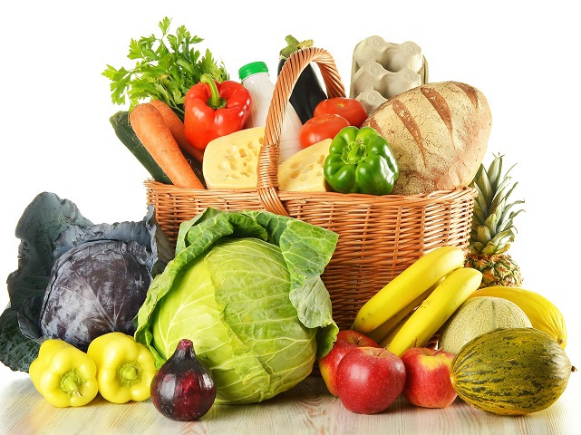 Bucureștenii cheltuie în comerțul modern alimentar circa 18 mld. lei anual, aproape un sfert din sumele lăsate la casele hipermarketurilor și supermarketurilor din România
