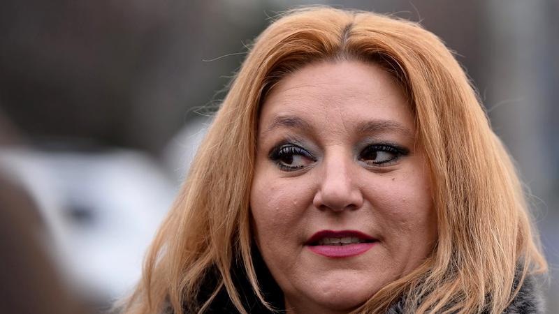 Parlamentarii au chemat poliția la Senat, fiindcă Diana Șoșoacă nu purta mască