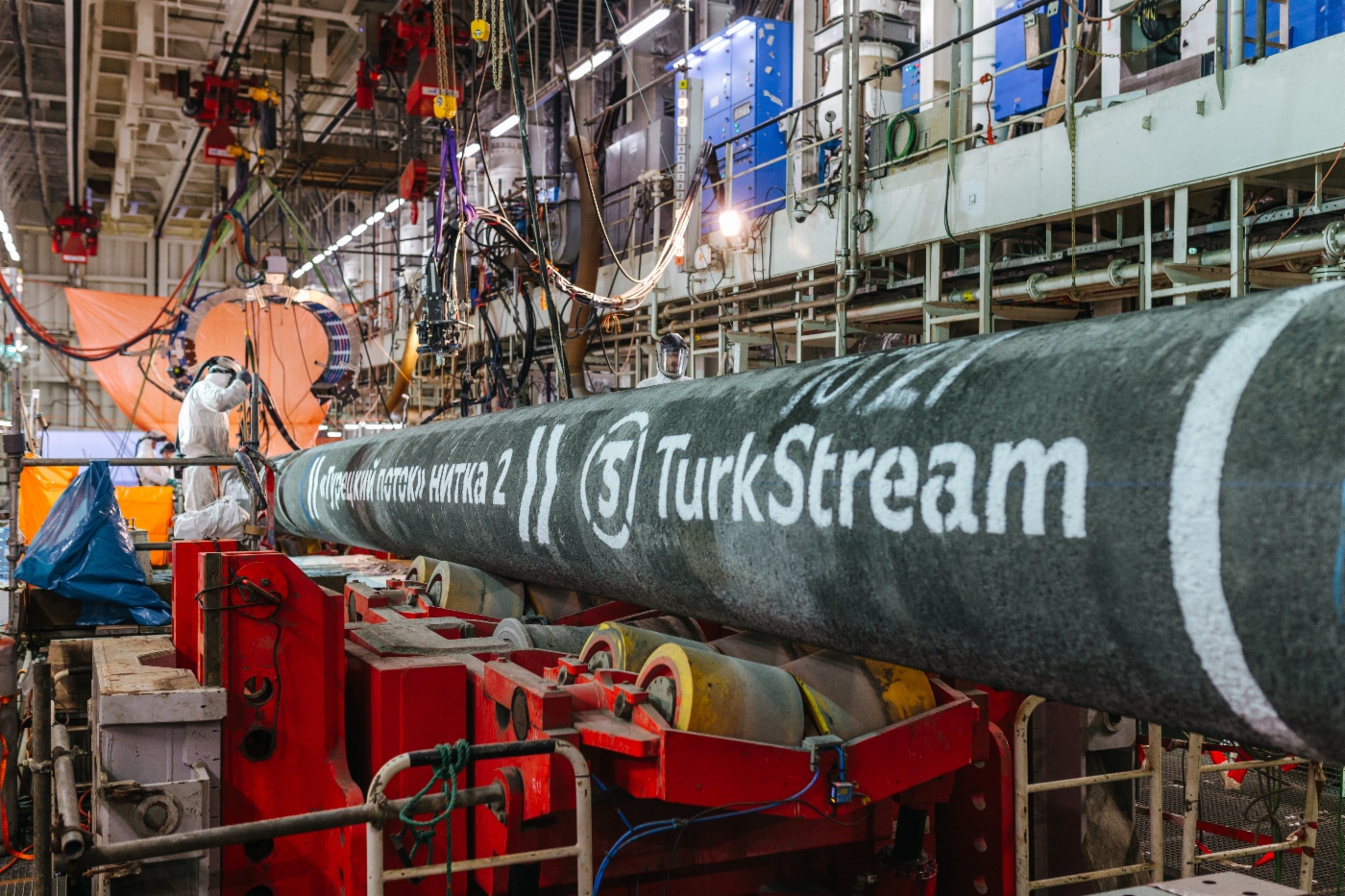 Bulgaria cumpără de la Azerbaidja gaze naturale la prețuri de patru ori mai mici decât cele de la Gazprom. Iar drumul României spre gazele azere este blocat în Bulgaria