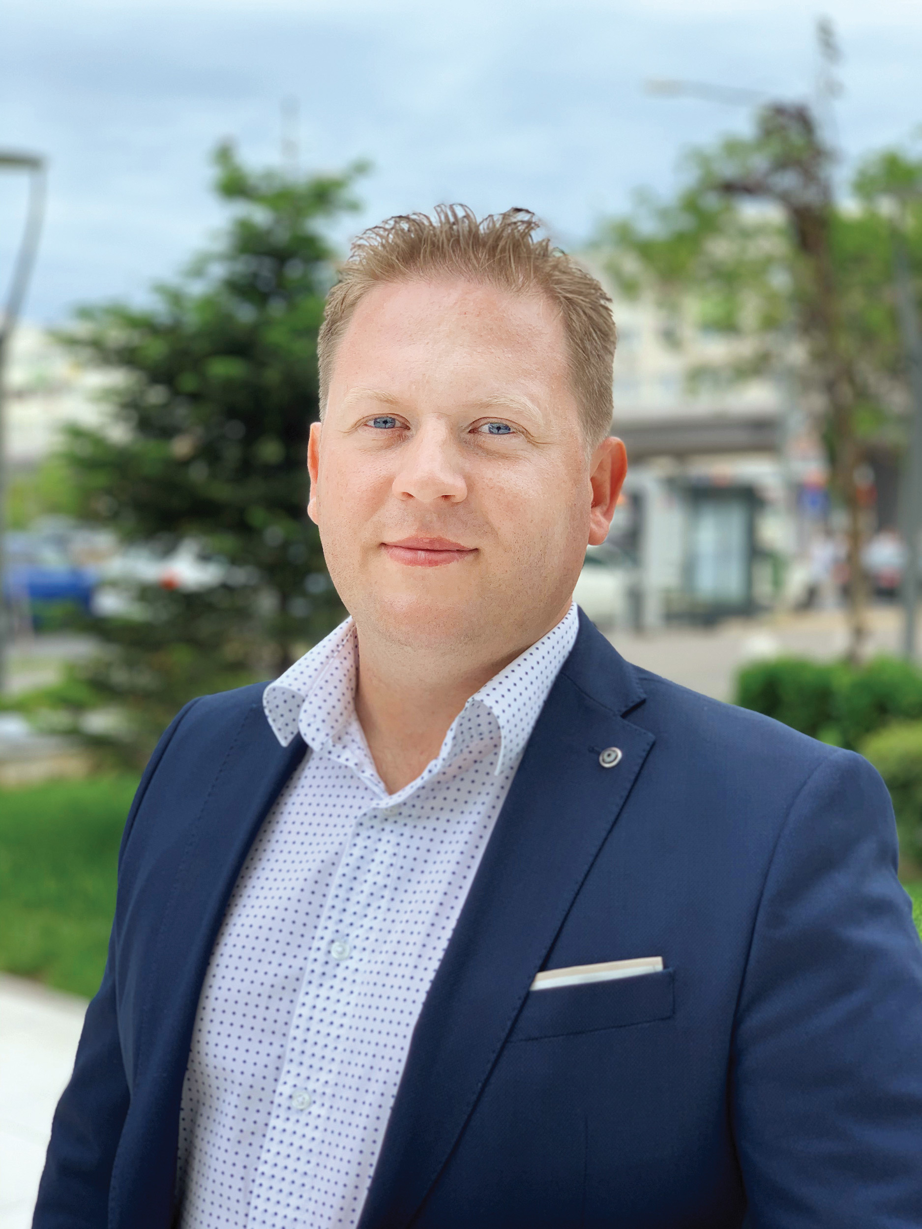 George Popescu:  Fiecare dintre noi trebuie să își fixeze obiective pe termen scurt și pe termen lung pentru job și pentru viața personală și să descopere care este acel imbold personal care îl ajută să reușească pas cu pas