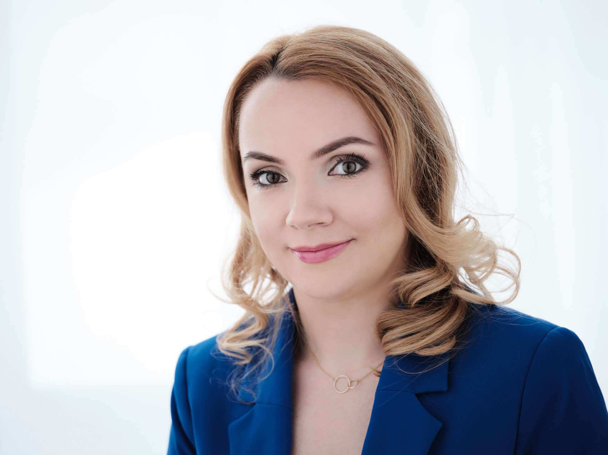 Raluca Radu, Answear: „Odată cu apariția restricțiilor se simte deja o creștere a traficului și vânzărilor în magazinul nostru online. Ne așteptăm ca acestea să se accelereze cu ocazia Black Friday.” Cât durează campania de reduceri a companiei în acest an