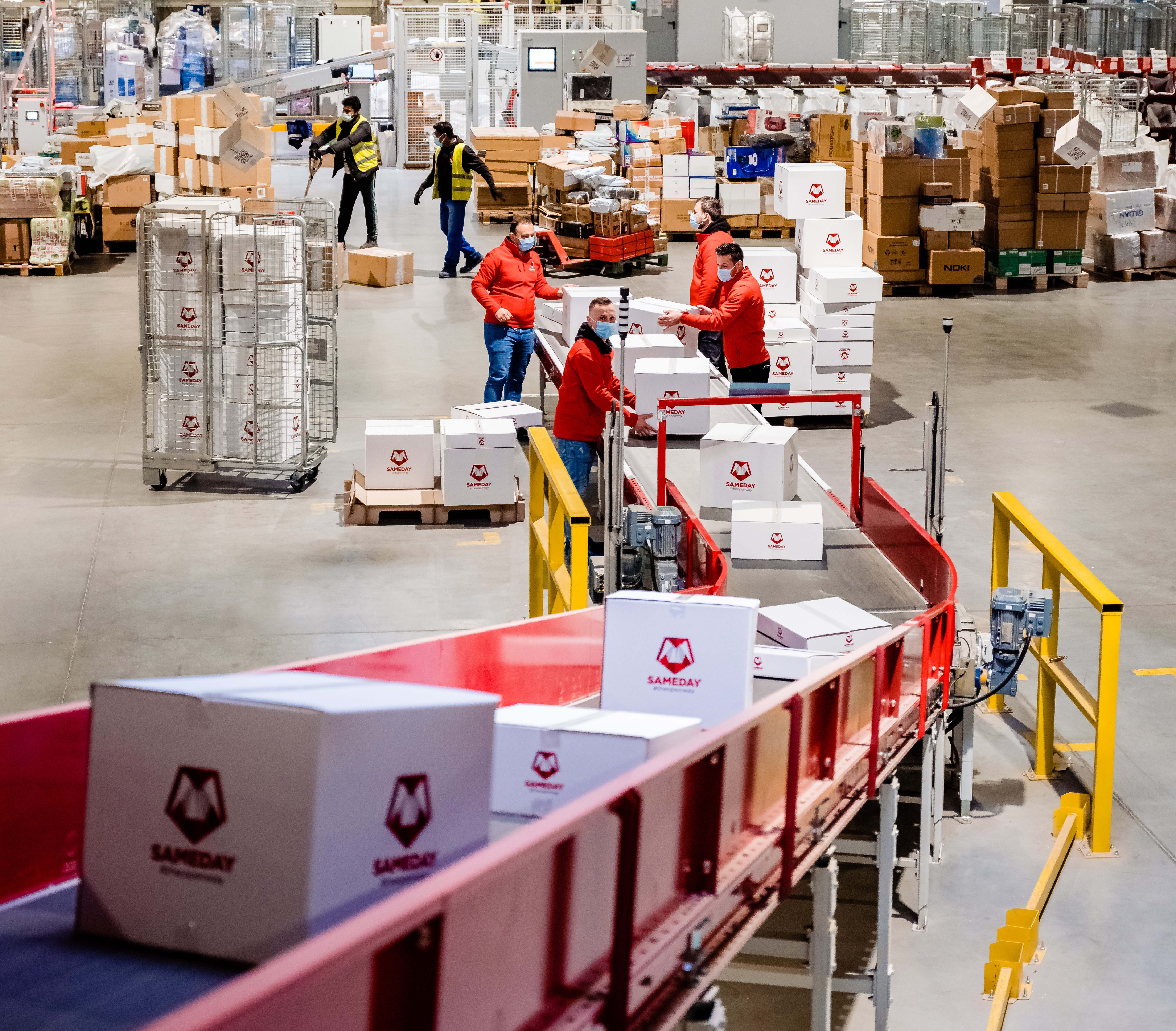 Sameday a livrat peste 3 milioane de colete în primele zile ale campaniei de Black Friday 2021