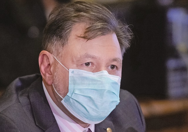 Rafila: Săptămâna viitoare vom avea un set de măsuri pentru reducerea transmiterii tulpinii Omicron