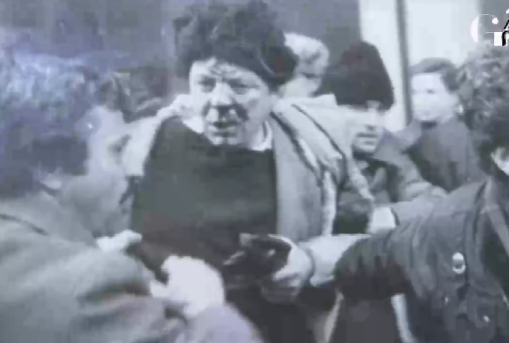 Povestea cutremurătoare a singurului terorist arătat la televizor în decembrie 1989citește tot