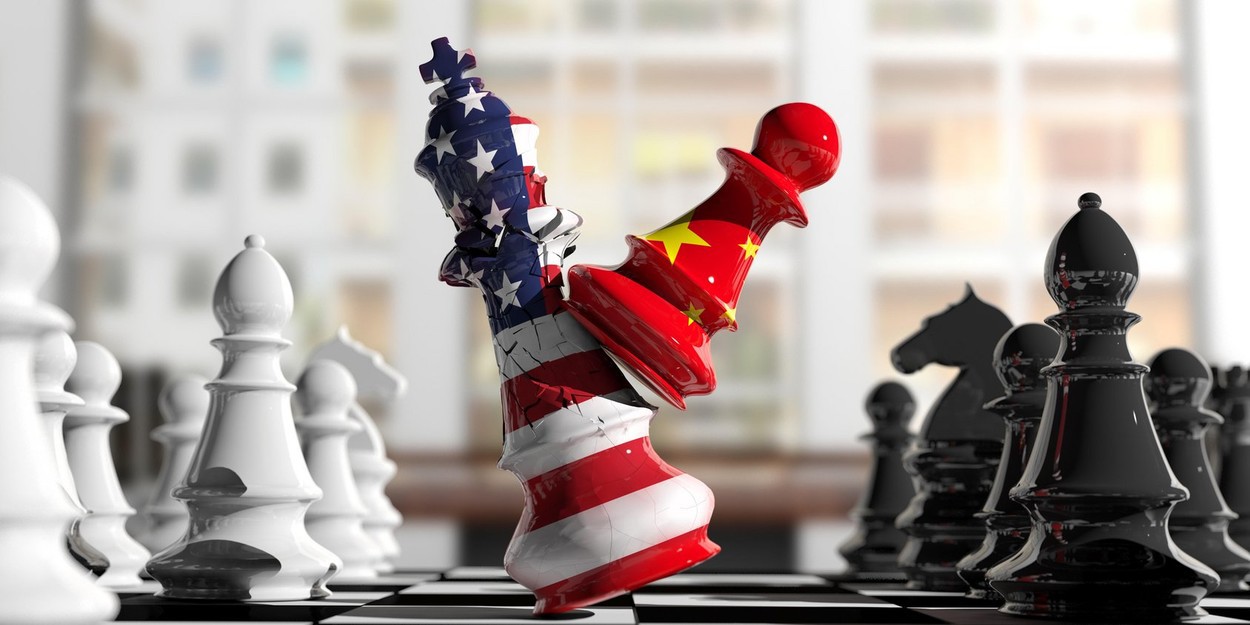 „Game over” pentru companiile chinezești listate în SUA: Până în 2024, majoritatea firmelor chineze tranzacționate pe bursele americane s-ar putea lista în Hong Kong și Shanghai