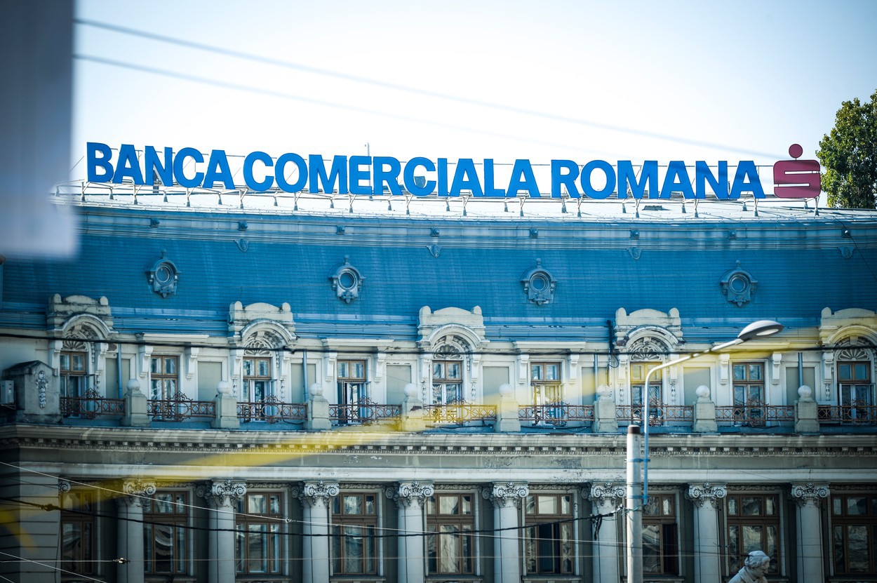 BCR, unul dintre cei mai activi emitenți de la BVB, listează listează marți, 14 decembrie, bonduri de 600 mil. lei, cu o dobândă de 5,98% pe an