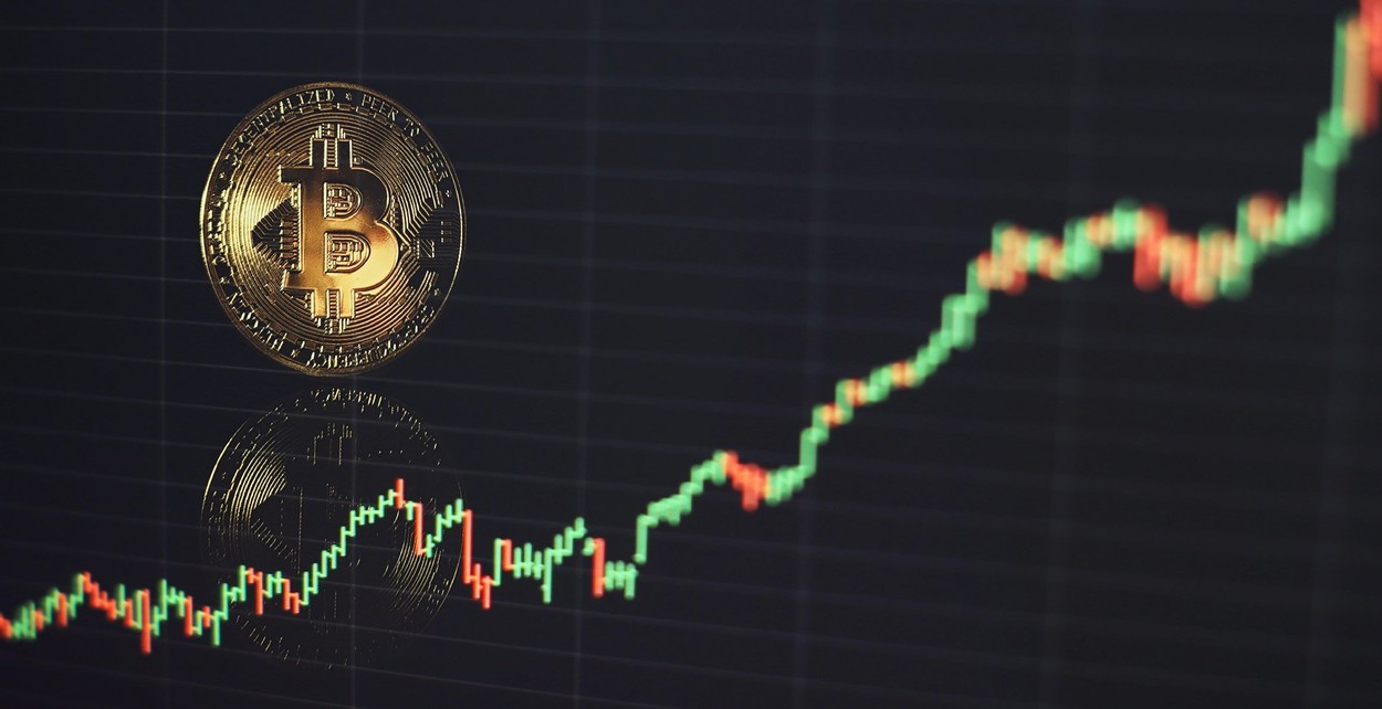Cea mai mare creștere a unor acțiuni tech în 2021: Procesele de minare ale Bitcoinului au generat un plus de 6.700% pe o companie tech din Thailanda