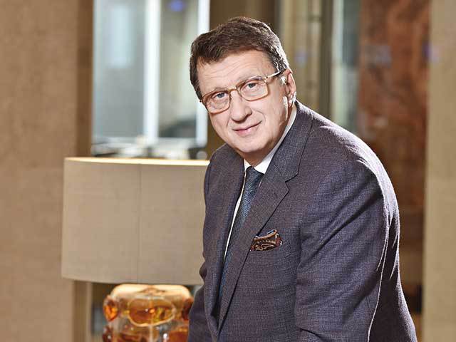 Pe valuri mari