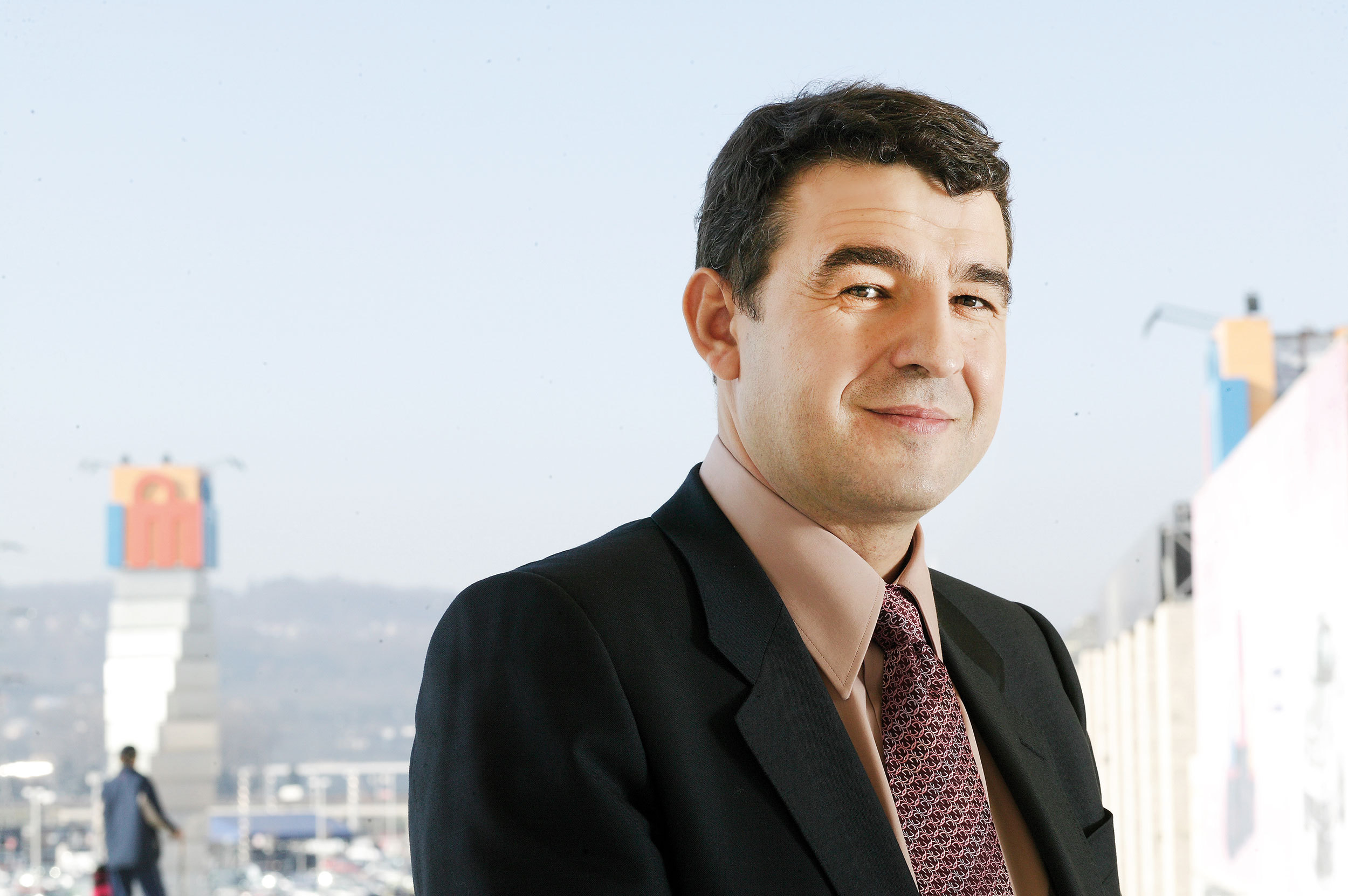 100 Cei mai admirați CEO din România 2021. Iulian Dascălu, fondator și proprietar Iulius Group - 036