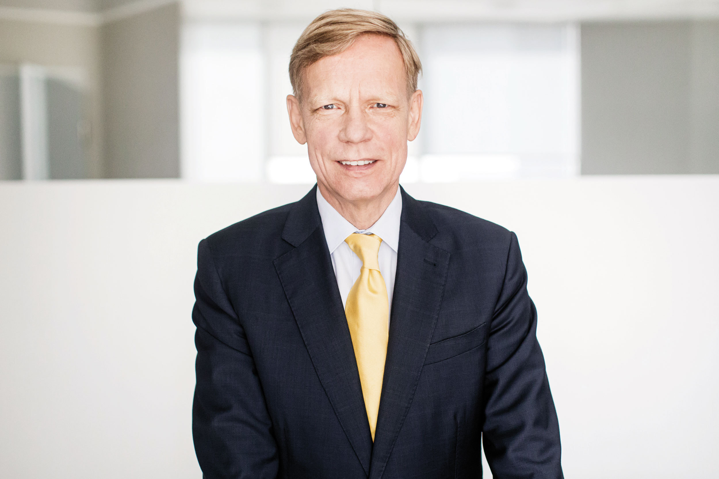 100 Cei mai admirați CEO din România 2021. Steven van Groningen, președinte și CEO, Raiffeisen Bank România - 024