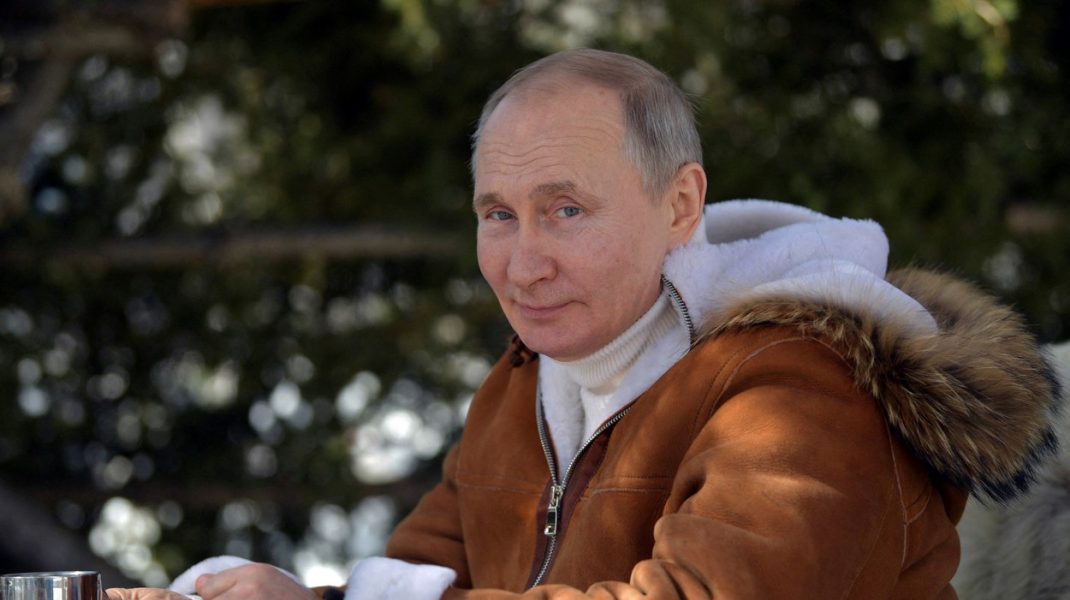 Imagini noi cu presupusul palat al lui Vladimir Putin. Cum arată camera specială de striptease - VIDEO