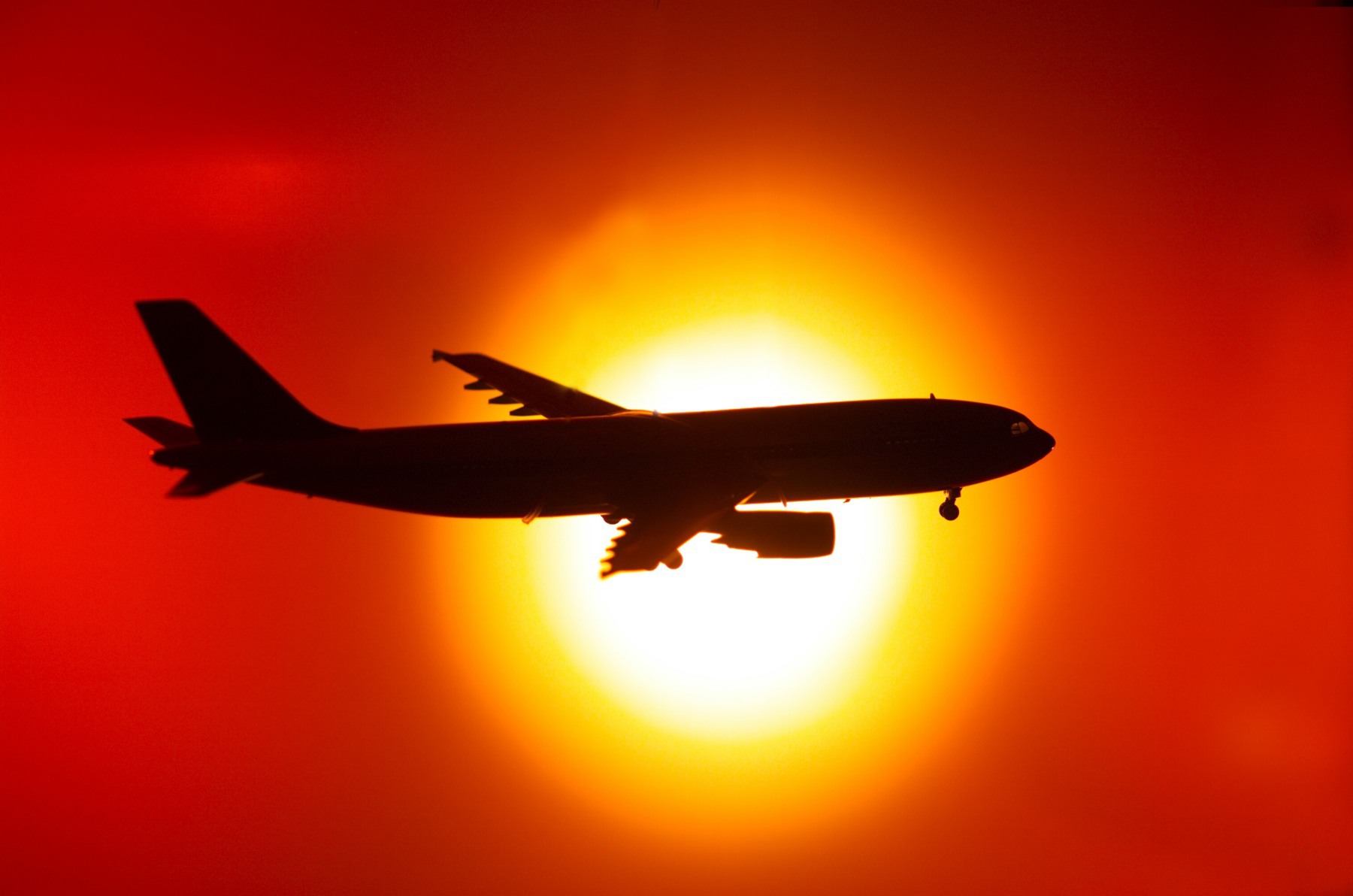 România închide spațiul aerian pentru Rusia - Autoritatea Aeronautică Civilă