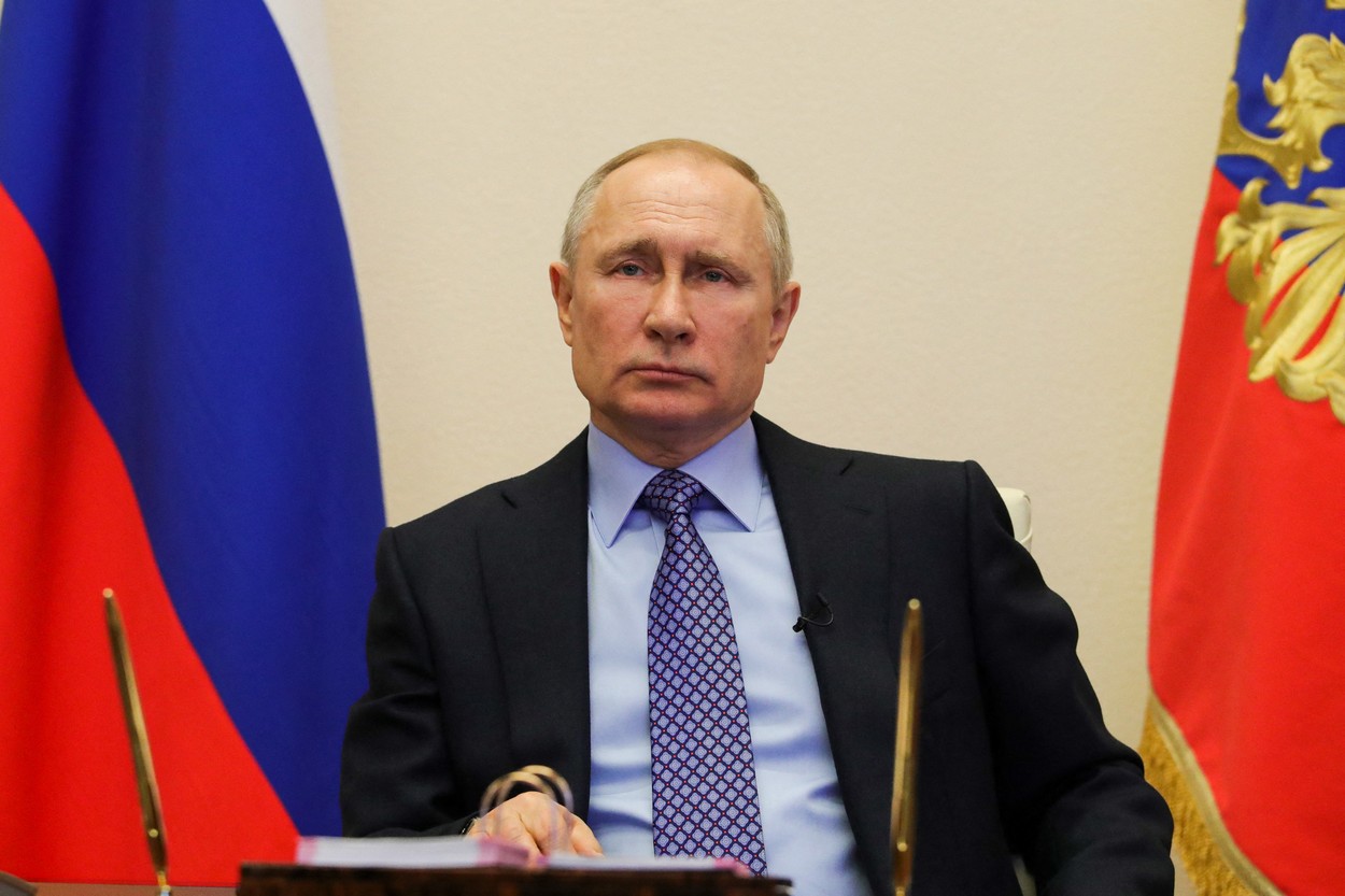Putin ordonă armatei ruse să intervină pentru "menținerea păcii" în Lugansk și Donețk