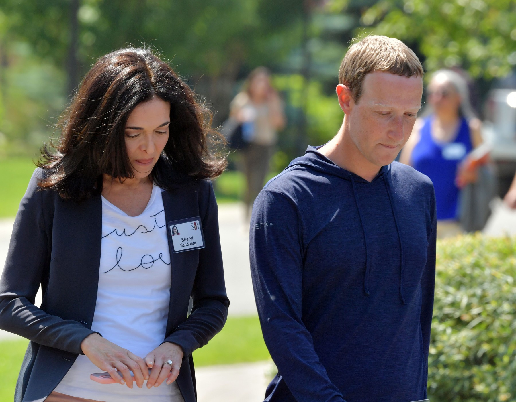 Cădere fabuloasă pentru Mark Zuckerberg. Ce a pățit astăzi compania condusă de el nu credea nimeni că este posibil