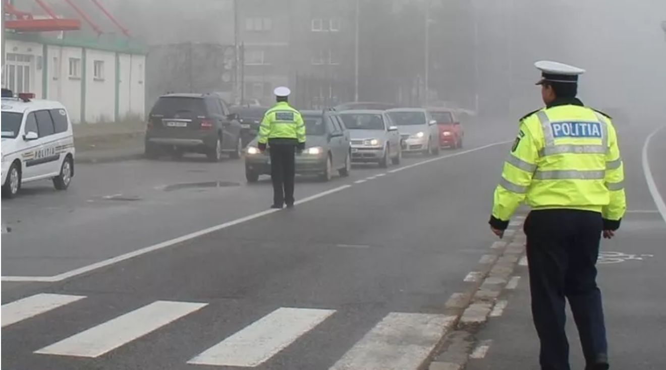Doi agenți ai Brigăzii Rutiere București prinși de polițiștii Secției 7 după ce și-ar fi răpit un coleg de serviciu