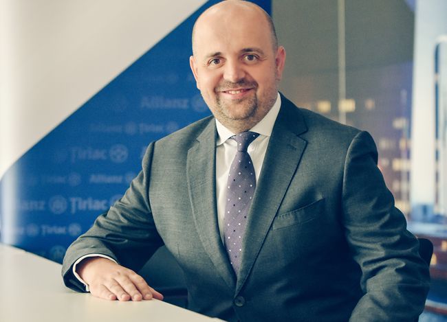 Vânzările  Allianz-Țiriac au depășit în premieră 2 miliarde de lei, în 2021, în creștere cu 55%. Business-ul cu asigurări auto s-a majorat cu 80%, până la 1,2 miliarde de lei
