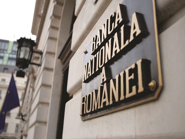 BNR reia achizițiile de titluri de stat pentru a suplimenta lichiditatea din piață și a reduce tensiunile