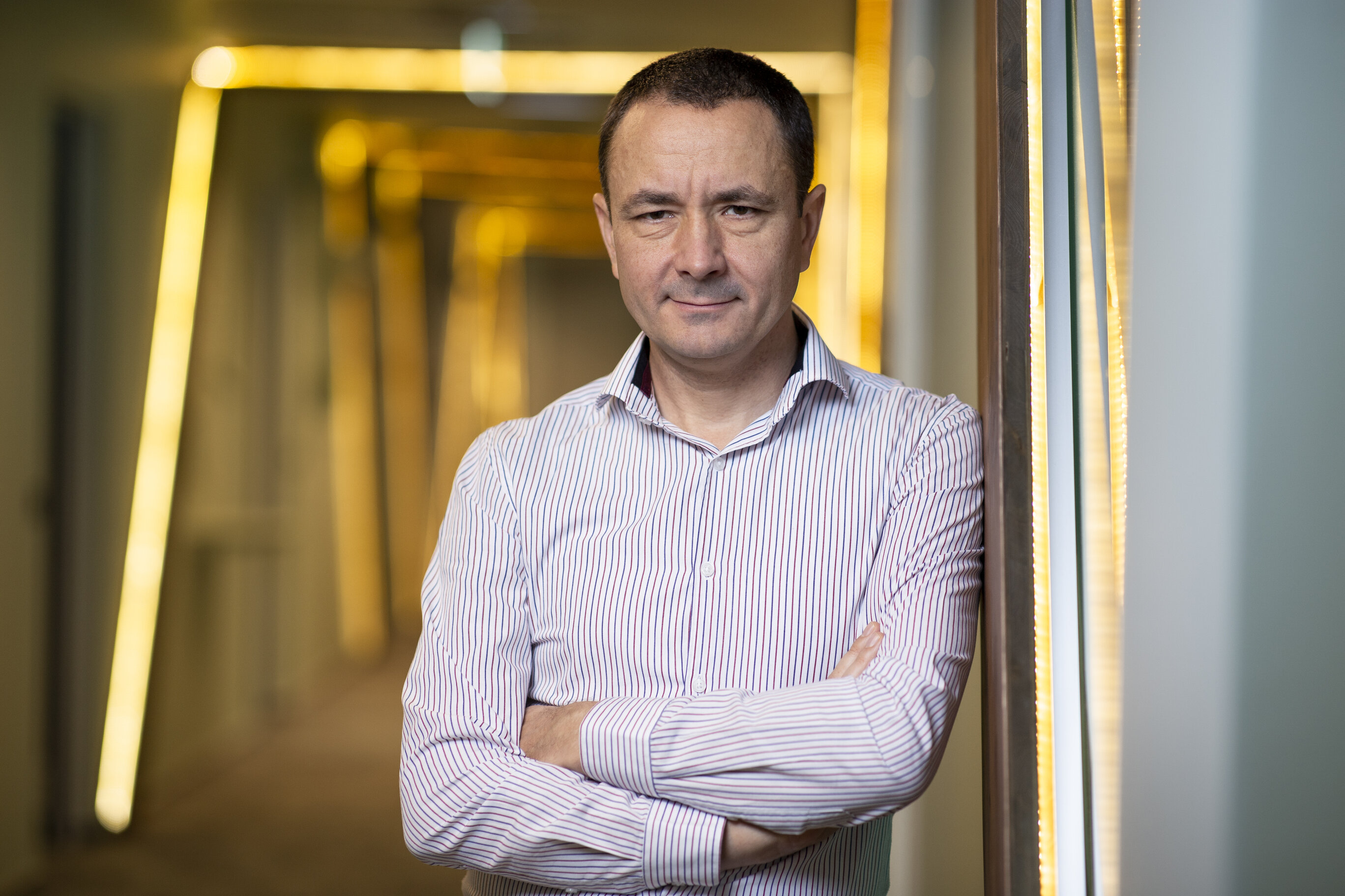 Fondul Neogen al antreprenorului Călin Fusu a investit 1,5 mil. euro în retailerul de mobilă și decorațiuni Vivre Deco