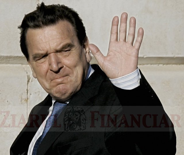 Gerhard Schröder stârnește mânia nemților prin păstrarea credinței în Rusia