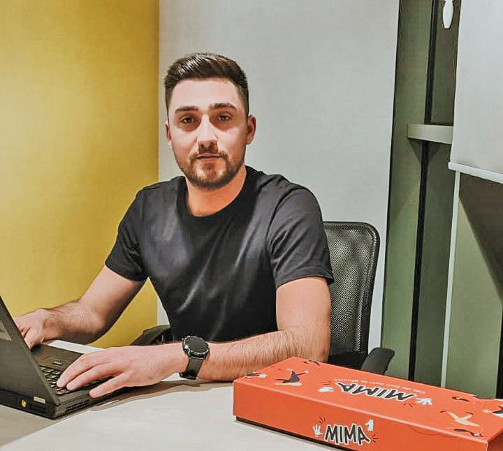 O seară de distracție cu prietenii a devenit idee de business pentru un antreprenor de 31 de ani