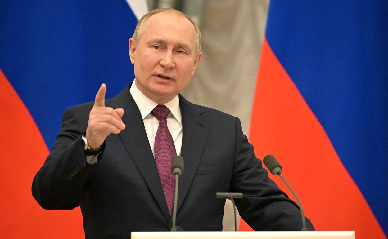 Exod din Rusia: Marile agenții internaționale de știri și televiziuni întrerup emisia, după ce Putin îi amenință cu 15 ani de închisoare pe toți cei care răspândesc ”informații false”