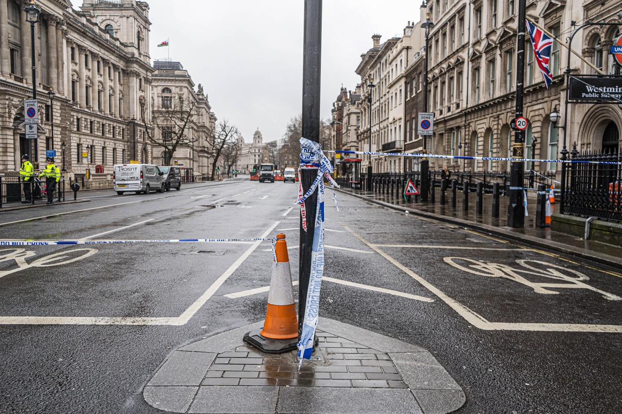 Prima victimă occidentală din război: Fuga oligarhilor ruși din calea sancțiunilor ar putea arunca în aer piața imobilelor de lux din Londra