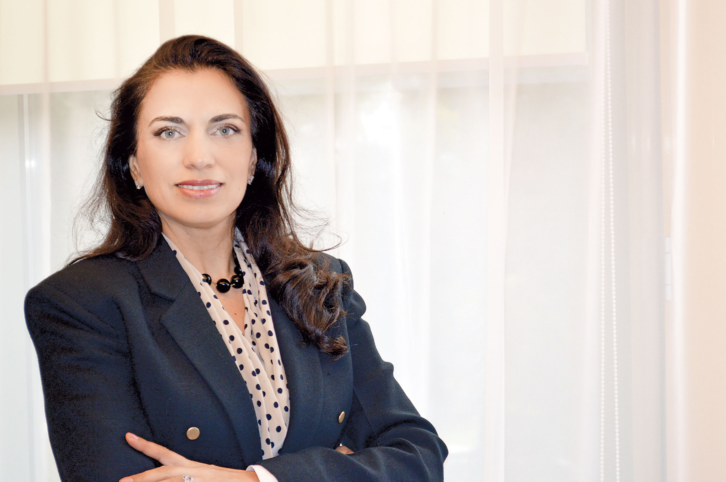 100 Cei mai admirați CEO din România 2021. Simona Constantinescu, CEO, Ana Hotels - 076