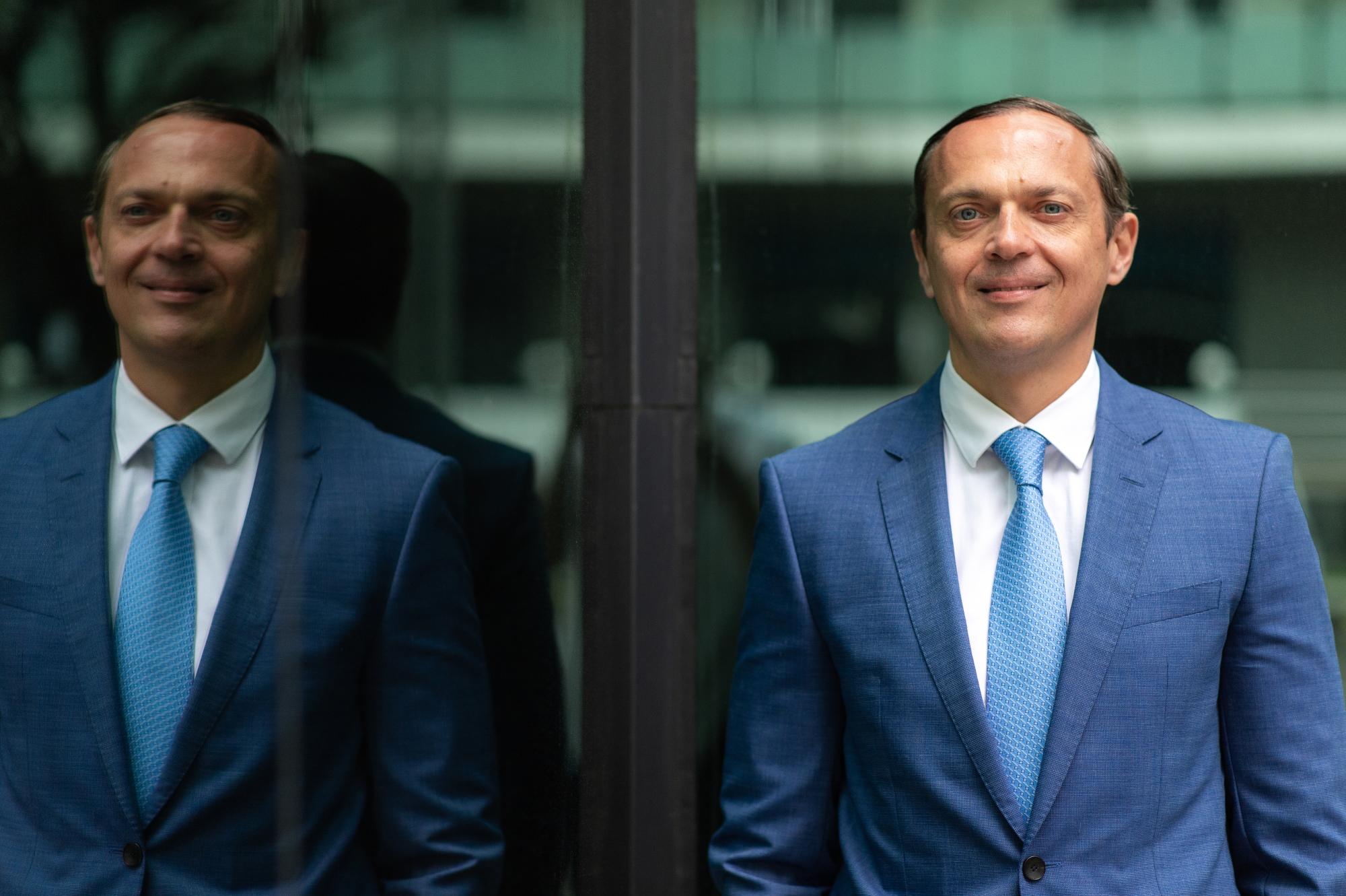 Sondaj Genesis Property: 45% dintre angajați s-au întors complet la birou și peste 70% spun că vor să lucreze de la birou sau în sistem hibrid în 2022