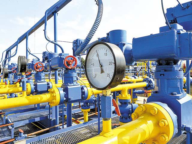 Războiul nu oprește gazul: Gazprom continuă să furnizeze gaze naturale către Europa prin Ucraina