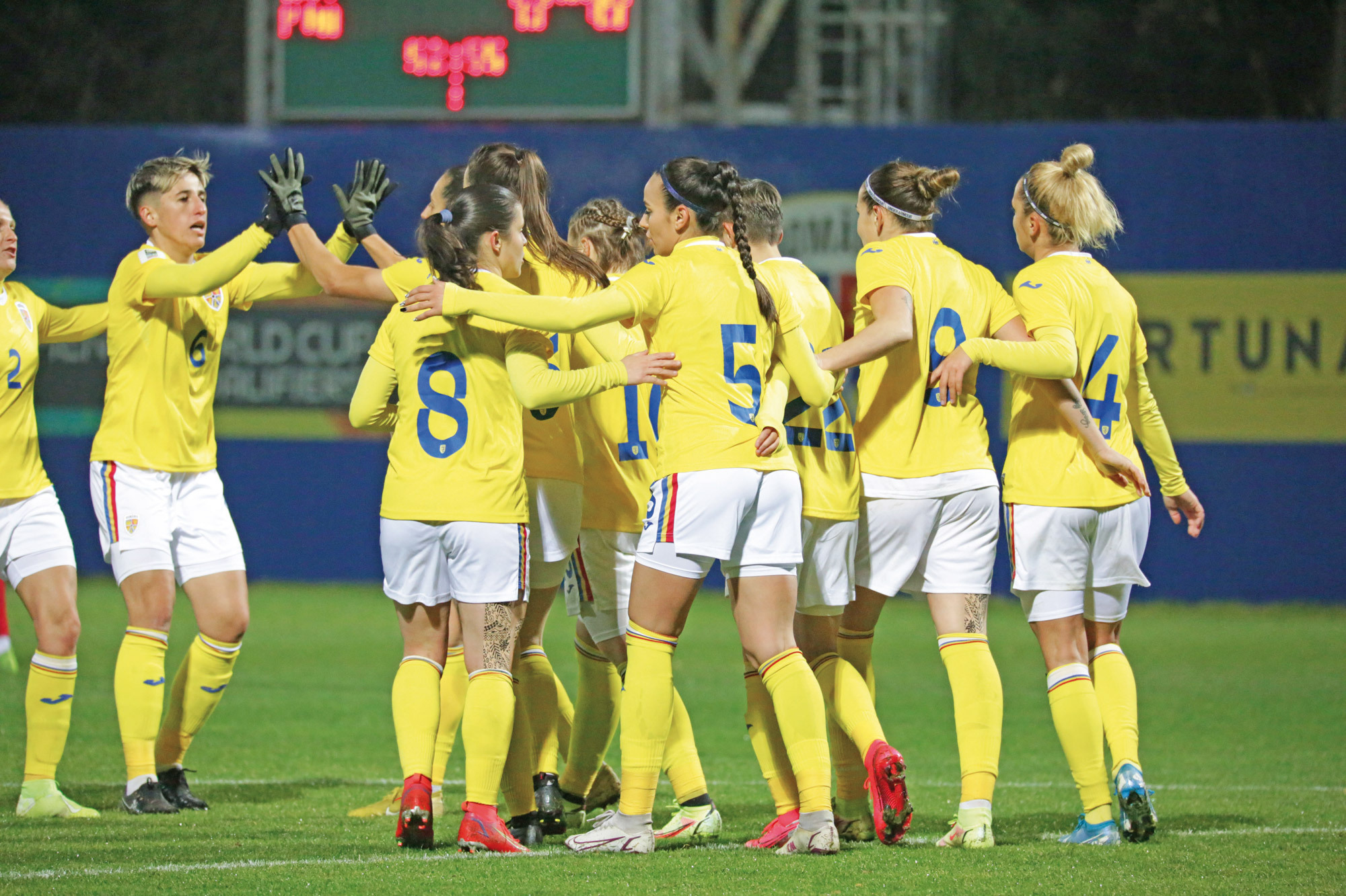 Misiunea comună? Toată lumea pe stadion