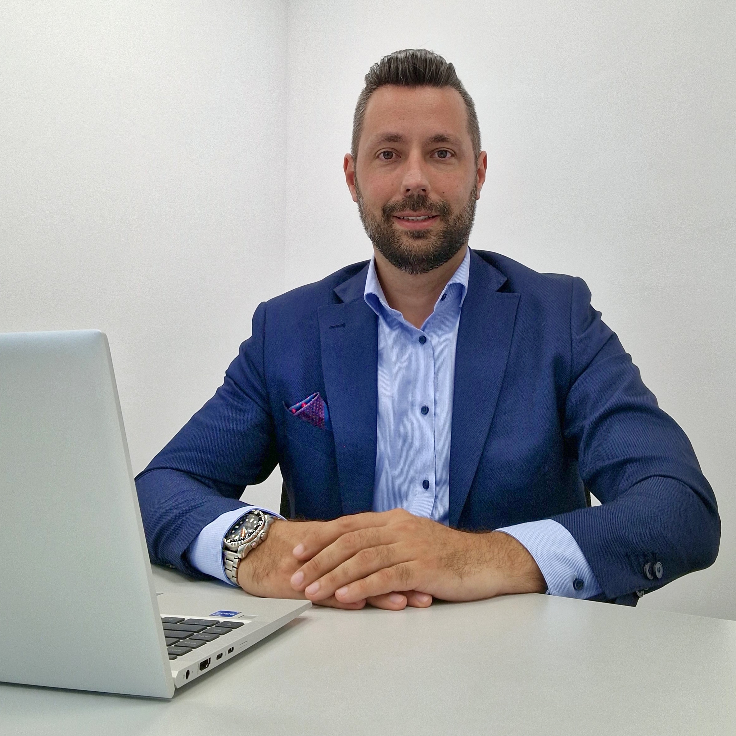 Interviu cu Dan Croitoru, General Manager Spotawheel România – Spotawheel este cea mai nouă platformă de mașini second hand, lansată astăzi în România, care aduce inovația pe plan local