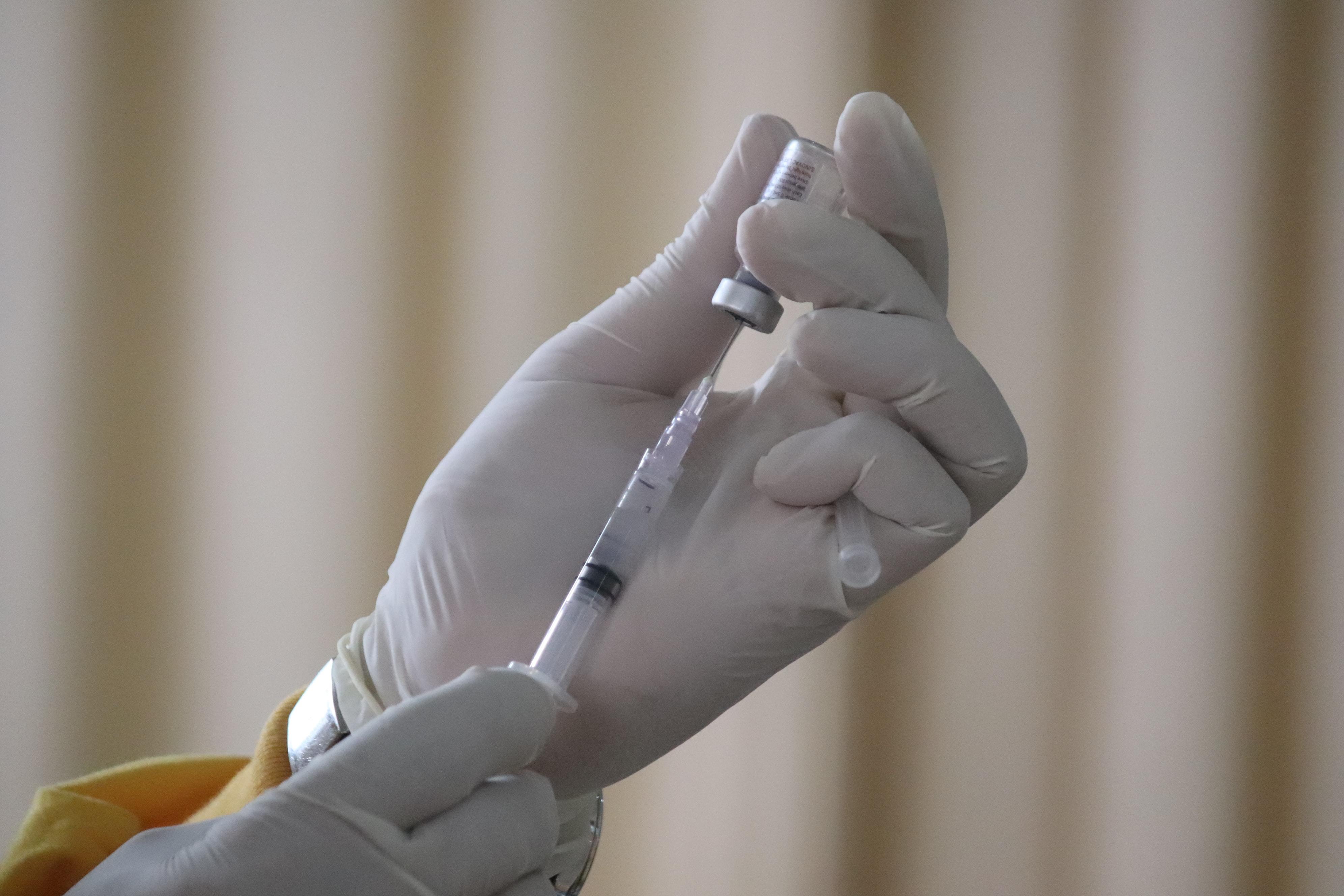 Unde se va face de acum vaccinarea anti COVID-19 dupa ce foarte multe centre de vaccinare au fost inchise