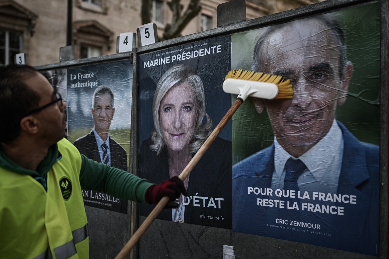 Piețele franceze încep să se agite: Candidata extremei dreapta Marine Le Pen reduce diferența în sondajele pentru alegerile prezidențiale. Bursa din Paris, scădere peste media europeană