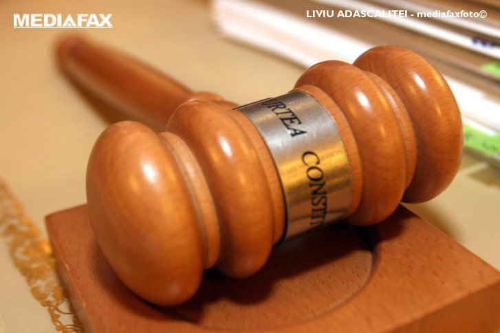 Motivele pentru care CCR a decis că eliminarea pensiilor parlamentare e neconstituțională