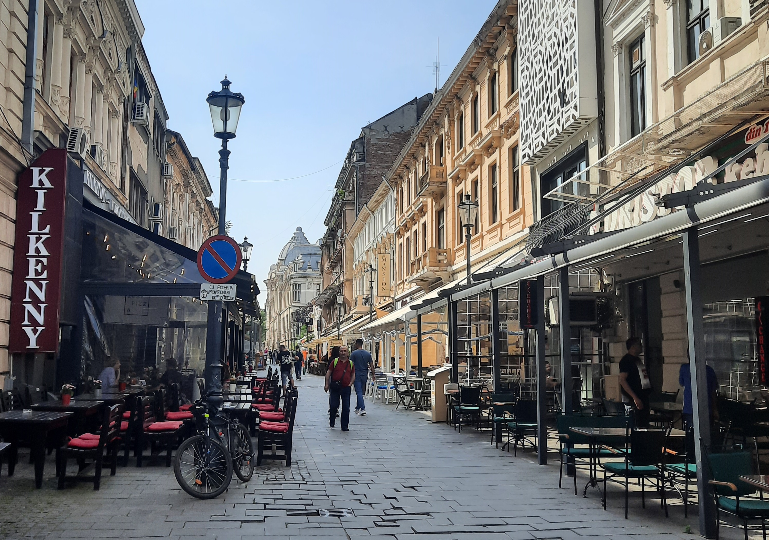 Cine sunt proprietarii a 50 de spații din Centrul Vechi al Bucureștiului? Mai mulți investitori olandezi le-au cumpărat în ultimii 20 de ani